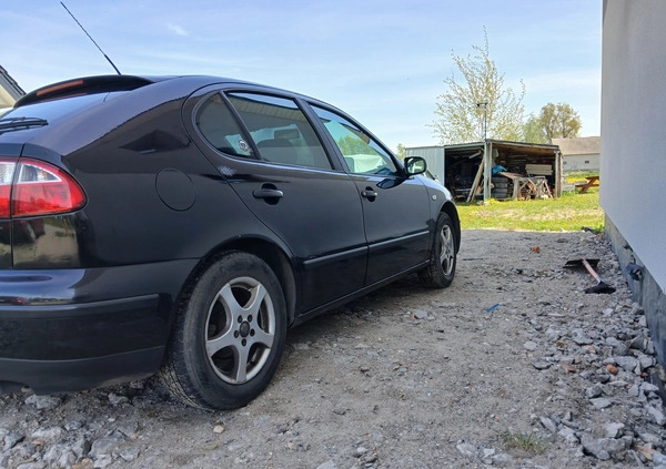 Seat Leon cena 6900 przebieg: 326669, rok produkcji 2000 z Warta małe 154